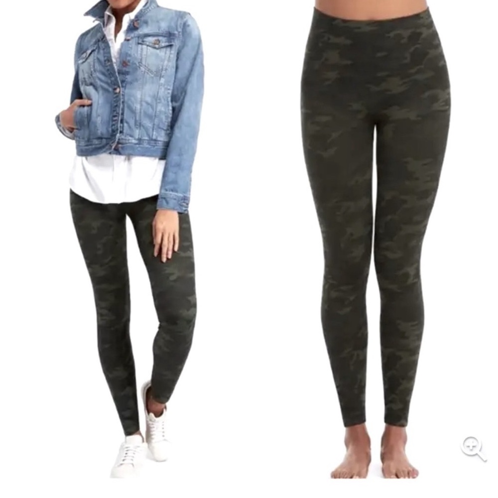 NEW - SPANX Seamless Leggings in Green Camo - Size Medium